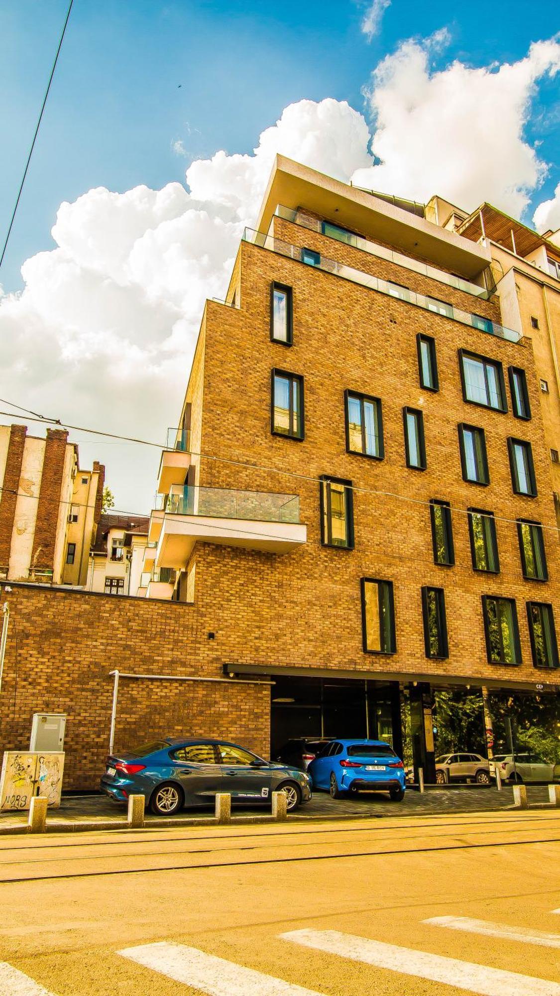 Central Carol Aparthotel 2 Bukarest Exterior foto